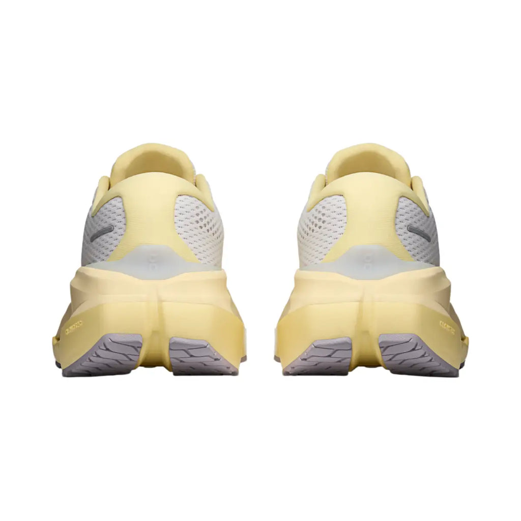 Cloudrunner 3 Max More Support. More Comfort. More Miles.
