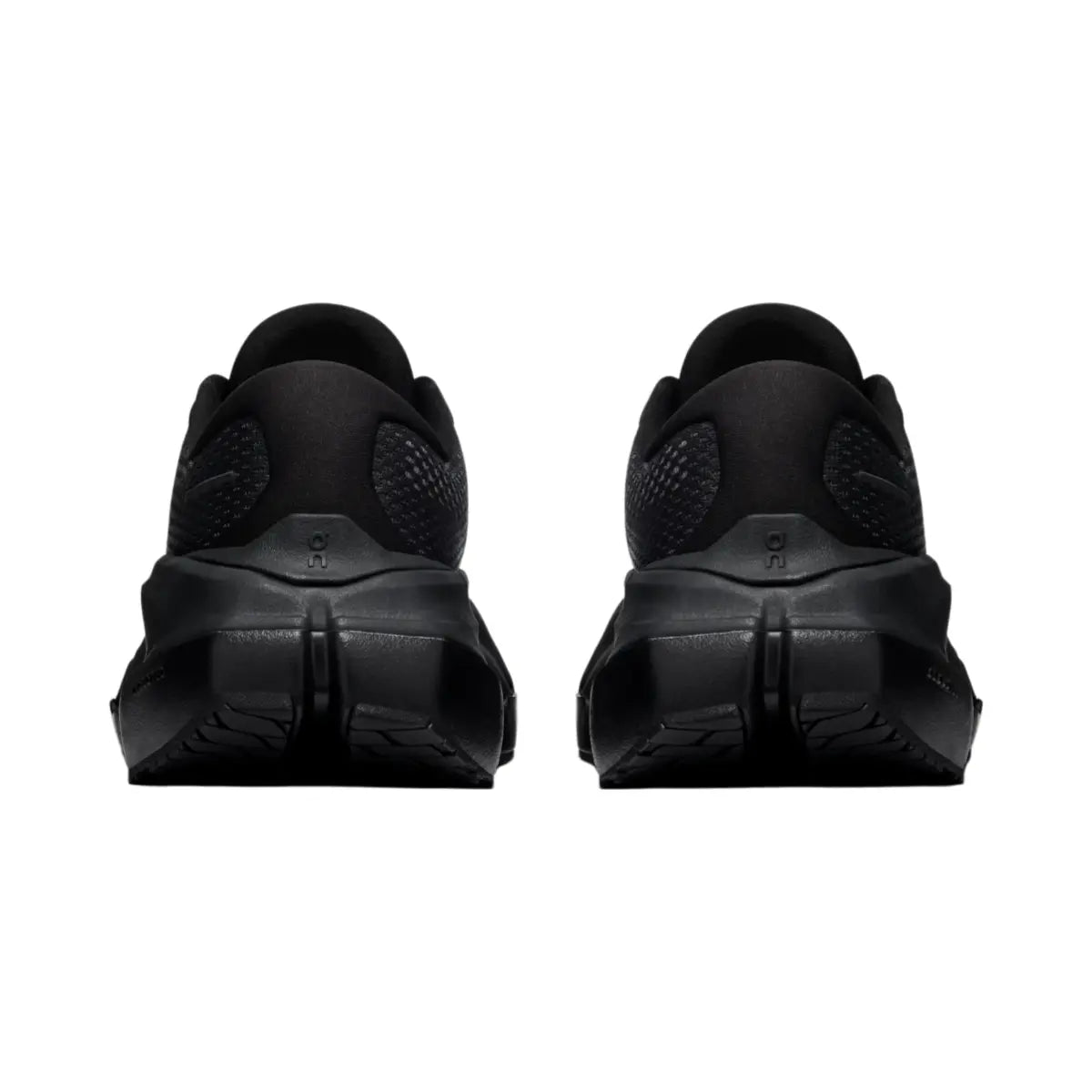 Cloudrunner 3 Max More Support. More Comfort. More Miles.