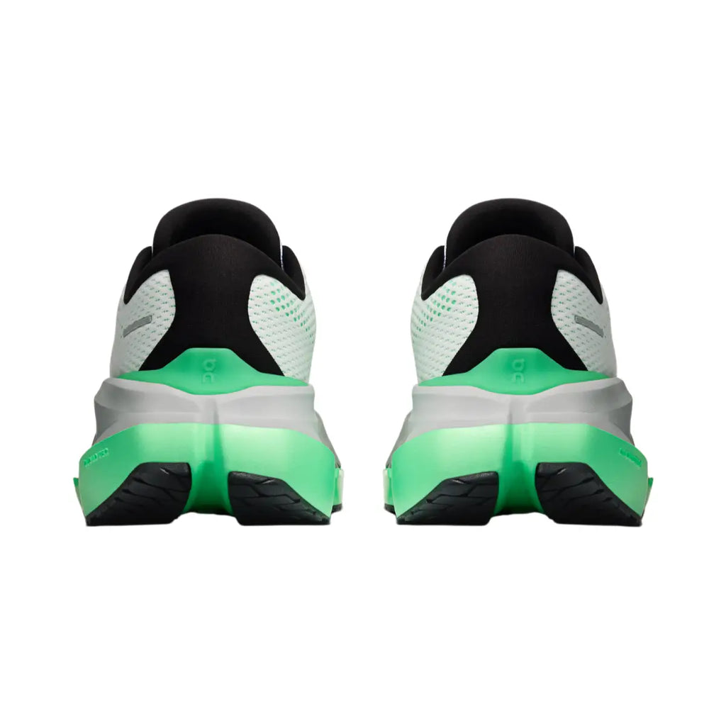 Cloudrunner 3 Max More Support. More Comfort. More Miles.